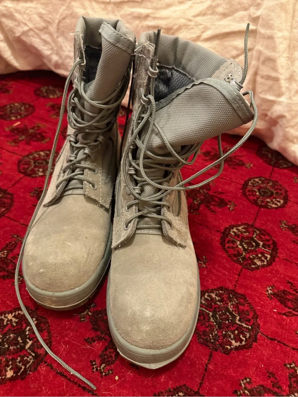 Tactical Suede Lace-Up Combat Boots in sage green